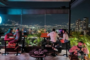 Medellin: maistelua katuruoasta El Pobladon katoilla