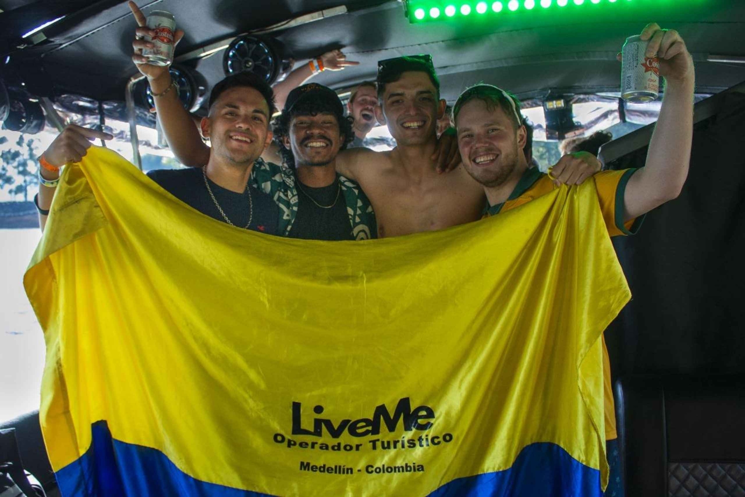 Medellín: Tour a Guatape + Boat Party