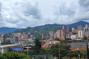 Medellín: Tour a La Catedral - Storia di Pablo Escobar e del suo impatto