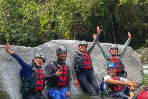 Medellín: GUATAPÉ RIVER TUBING