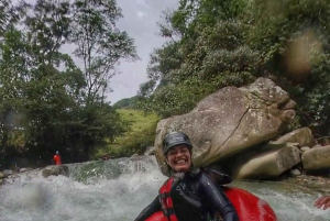 Medellín: GUATAPÉ RIVER TUBING