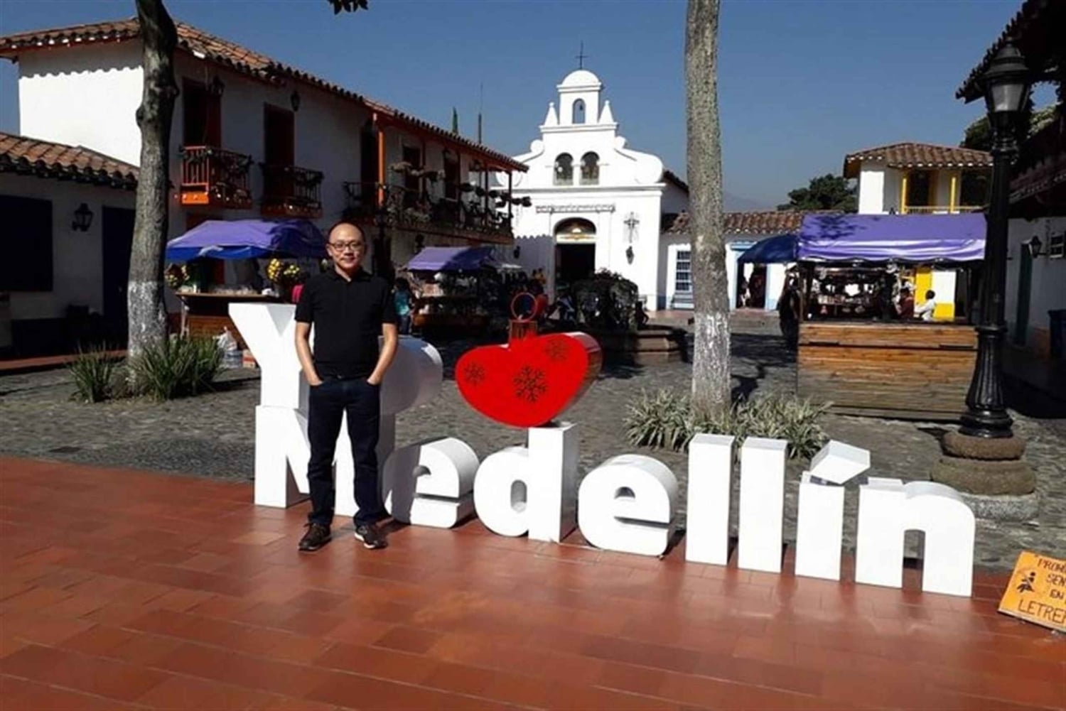 Medellín: Turibus City Tour in spanish