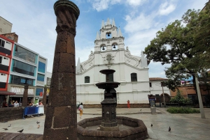 «Medellín al descubierto»: Comuna 13, Plaza Botero y teleférico.
