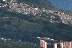 Stadsrondleiding door Medellín: heuvels, geschiedenis, wijken en veerkracht