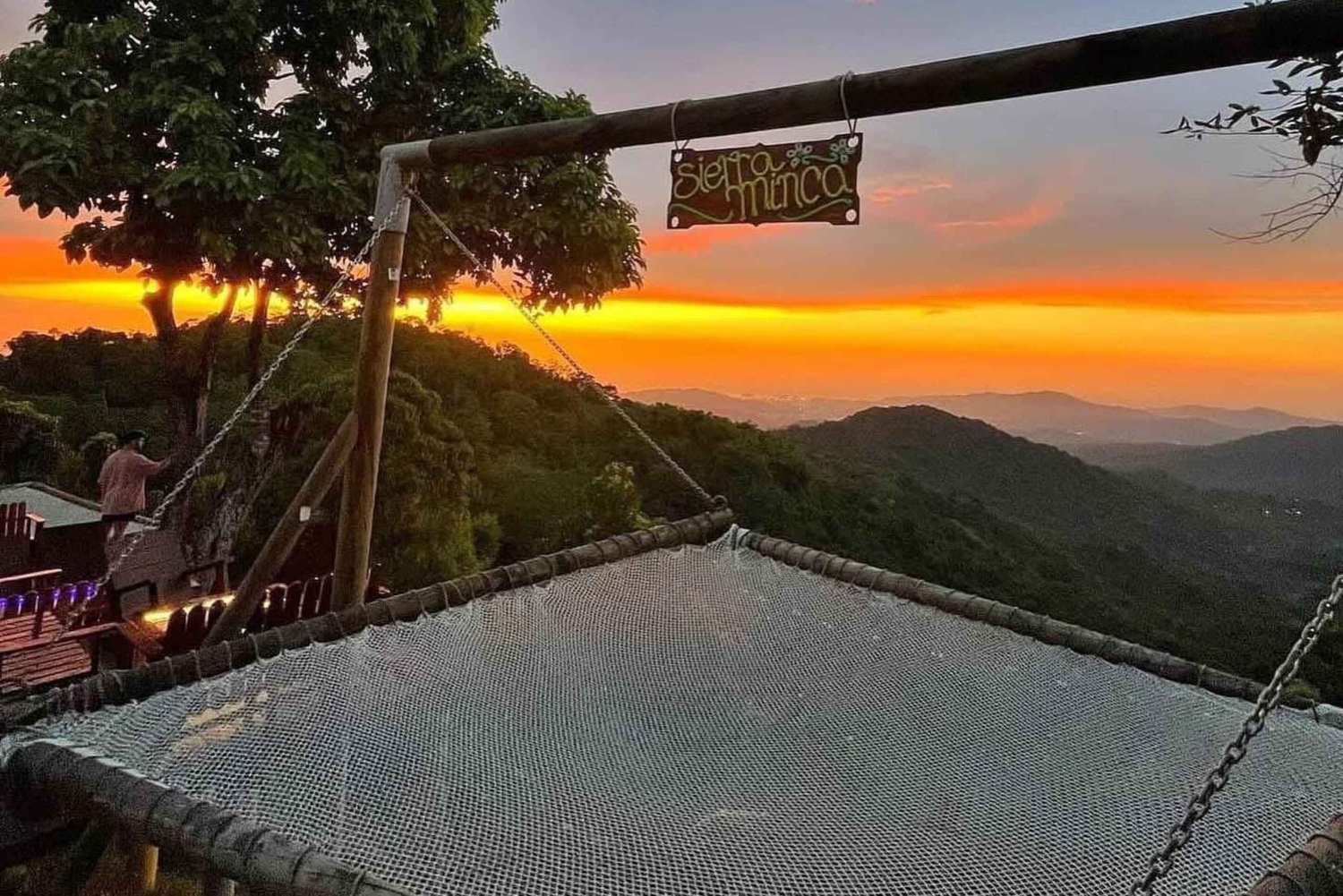 ミンカへの1日ツアー