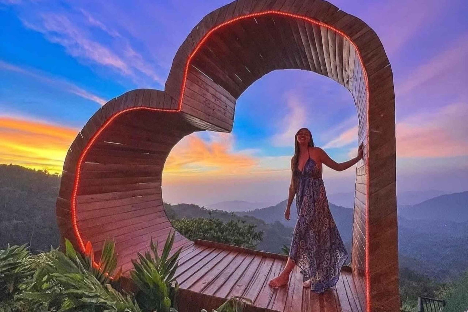 ミンカへの1日ツアー