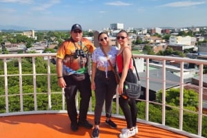 NEIVA: Historiallinen ja kulttuurinen kiertomatka, johon sisältyy melontaretki Magdalena-joella.