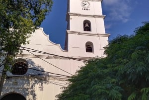 NEIVA: Historiallinen ja kulttuurinen kiertomatka, johon sisältyy melontaretki Magdalena-joella.