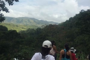 Neiva: Rappelling and Hiking Adventure with Guide