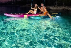 Excursion nocturne de surf à la rame avec lumière LED dans la mer de San Andrés