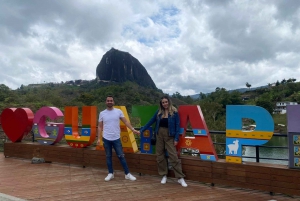 Villa Pablo Escobar+Pintball+Barca+ATV (Guatape privato)