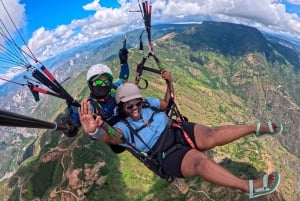 Парапланеризм в каньоне Чикамоча, Сан-Хиль