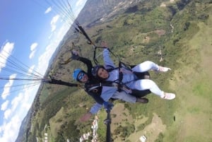 パラグライダー メデジン送迎と無料ビデオ