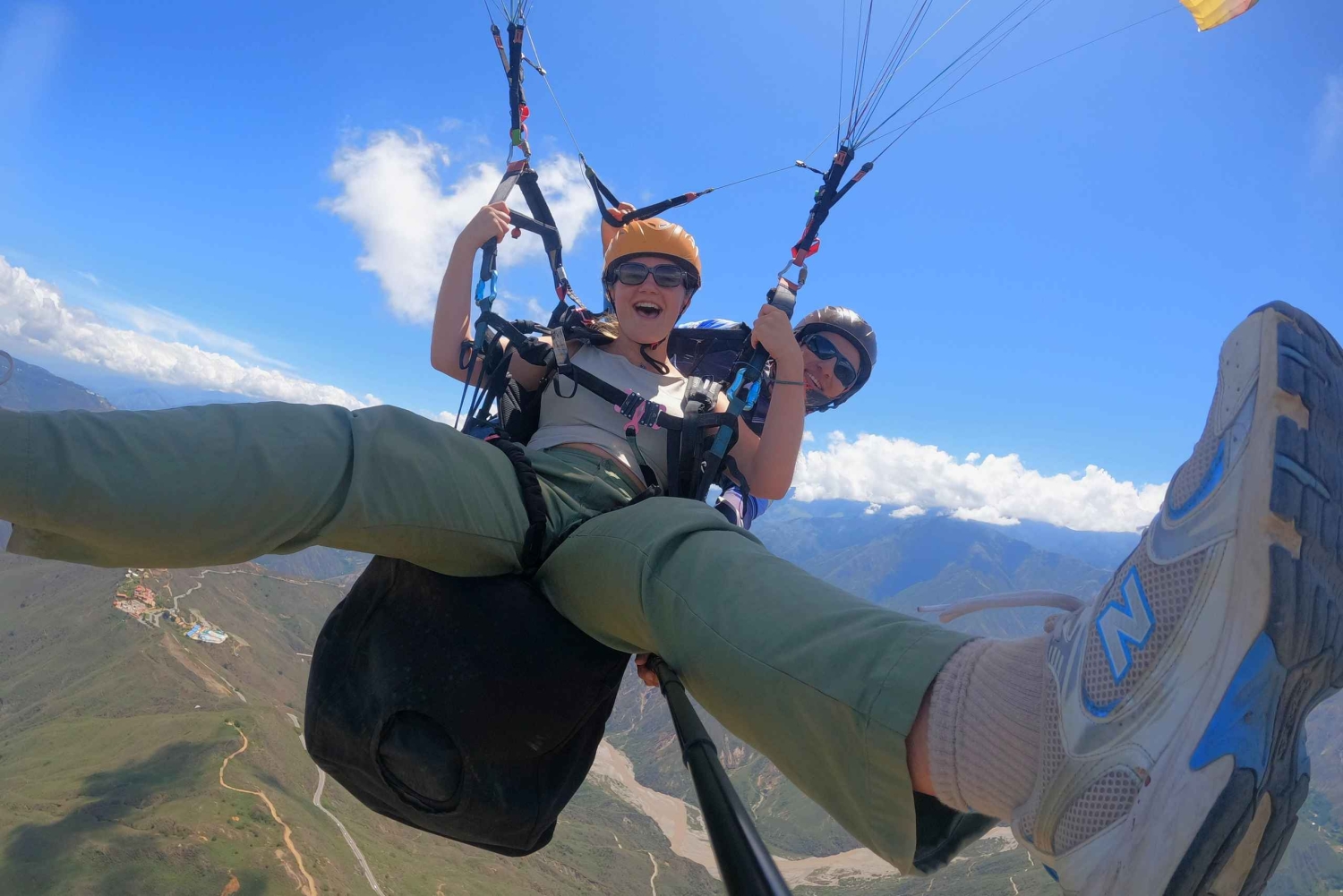 Paragliding over the Chicamocha Grand Canyon, San Gil