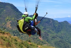 Paragliding over the Chicamocha Grand Canyon, San Gil