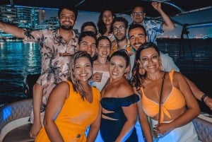 Partybåd i Cartagena-bugten med NightClub-billet