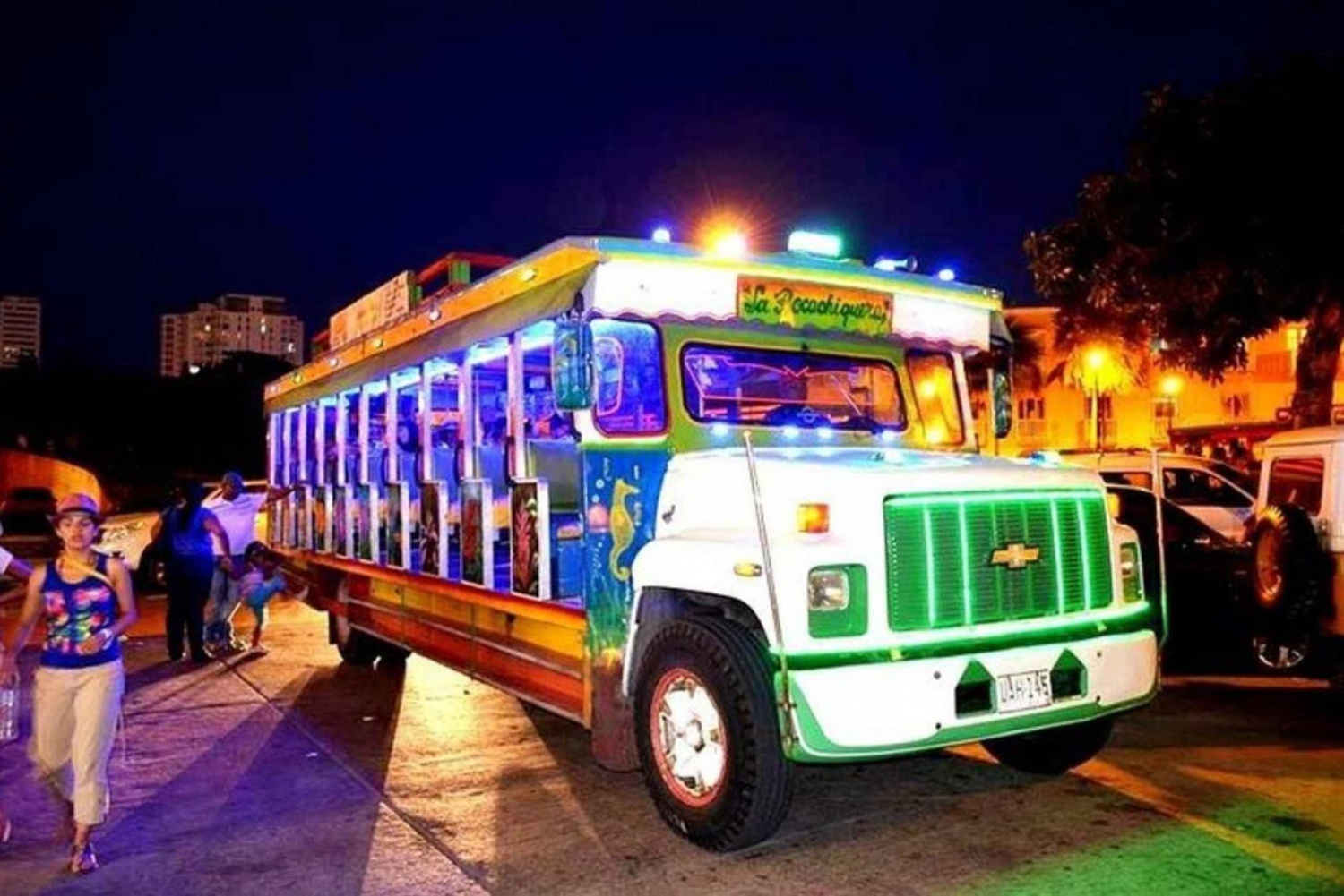 Cartagena: Party Bus Tour Around the City