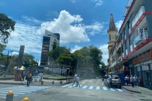 PEREIRA: PRIVATE TOUR OF MAIN SQUARES, HISTORICAL SITES + LOOKOUT POINT