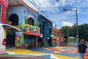 PEREIRA: PRIVATE TOUR OF MAIN SQUARES, HISTORICAL SITES + LOOKOUT POINT