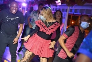 サンアンドレス湾でプレミアムボートパーティー（音楽とオープンバー付き）をお楽しみください