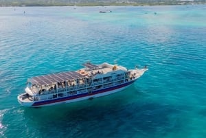 Premium cruise-tur i San Andres-bukten for å se solnedgangen.