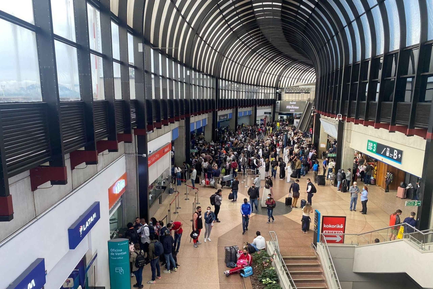 Yksityinen lentokenttäkuljetus Medellínissä: Medellín: Saapumispalvelu