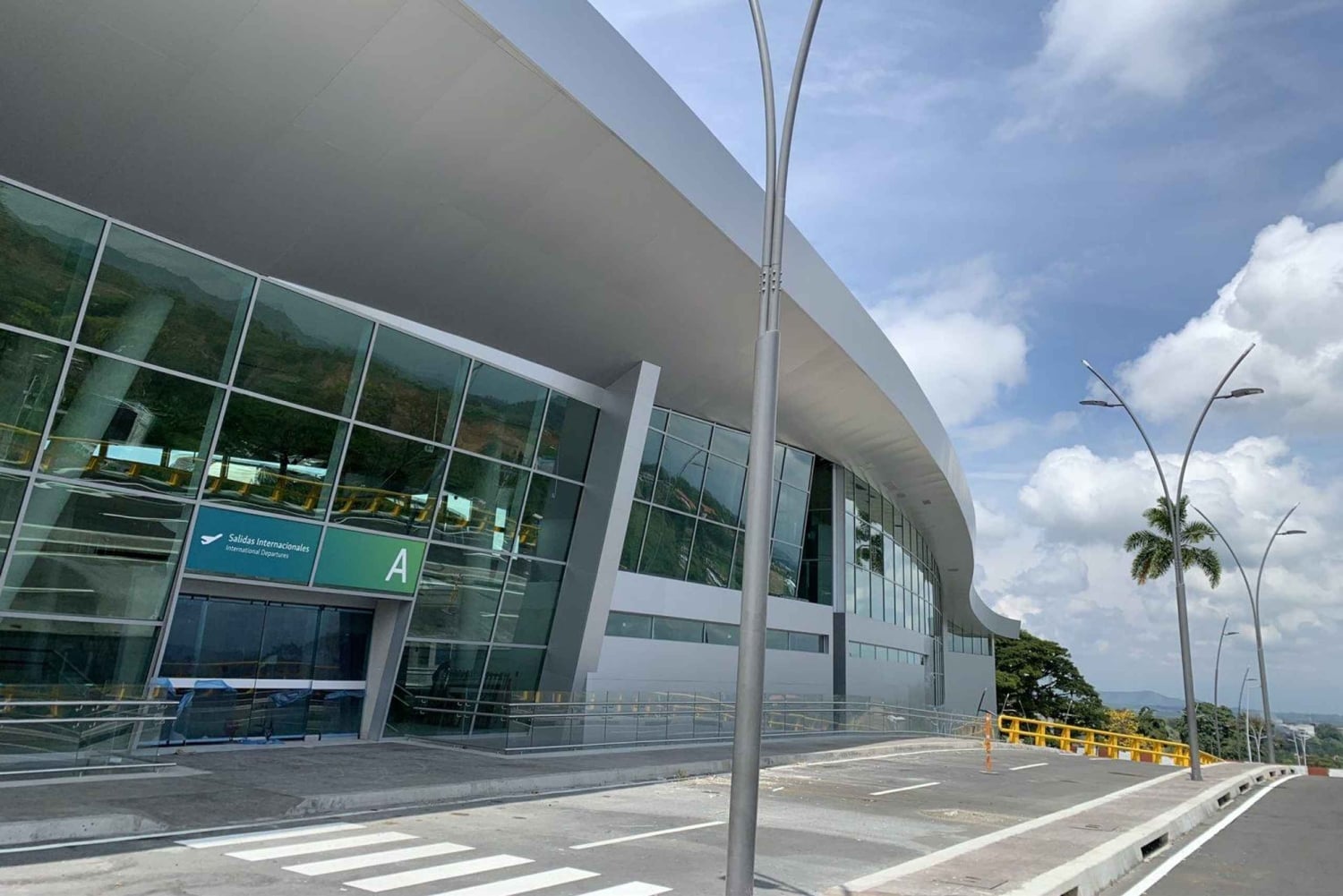 Privat Pereira flygtransfer: Till/Från Salento