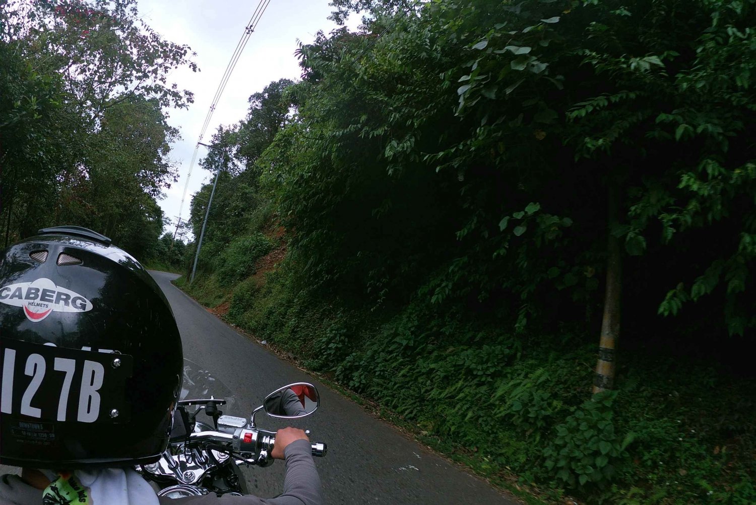 Privat rundtur på en 1100cc Cruiser Motorcykel