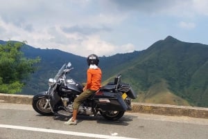 Privat tur på en 1100cc Cruiser Motorcykel