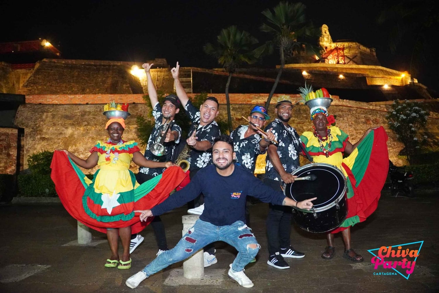 Private VIP-Chiva Rumbera