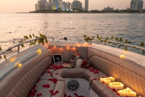 Romantisk dejtkväll i Cartagenas vik