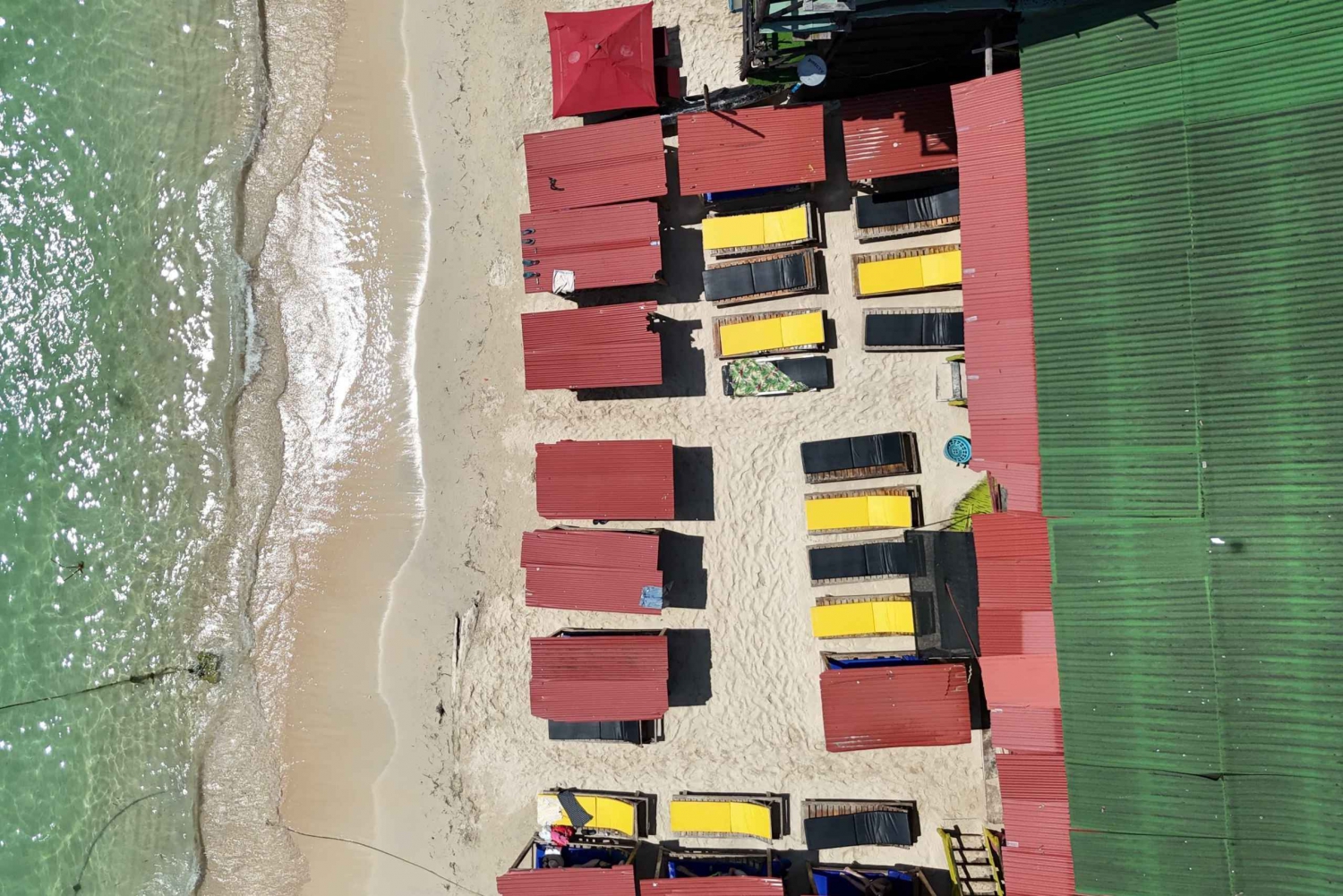 Cartagena: tour of the islands with snorkeling, lunch and plankton activity