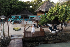 Rosario Islands: Day Pass with Transportation and Lunch Included.