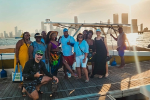 Rosario Islands: Private Speedboat Tour from Cartagena