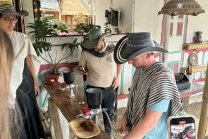 Salento: Kaffetur og rundvisning i Filandia med lokal guide