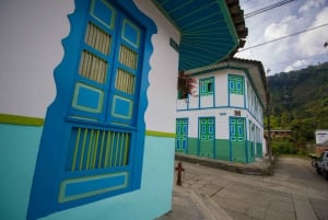 Salento: Quindío Magical Towns Private Tour with Local Lunch