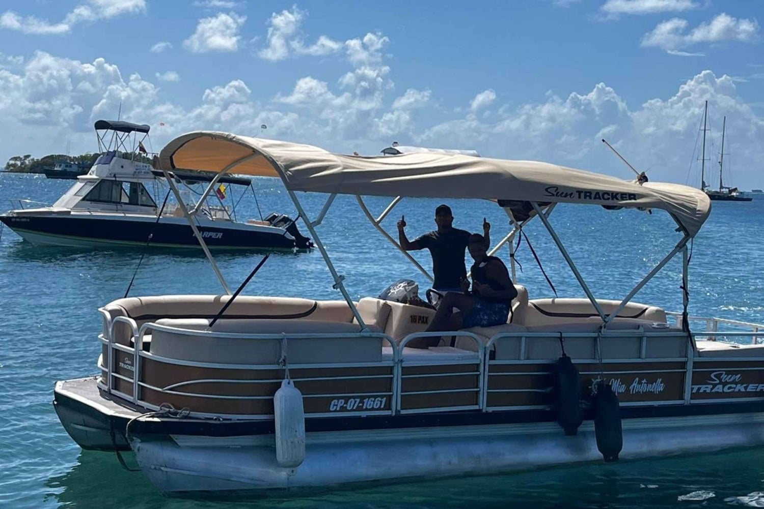 Экскурсия на остров Сан-Андрес на общем понтоне