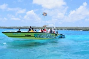 SAN ANDRES: PARASAIL—FLY OVER THE SEA OF 7 COLORS