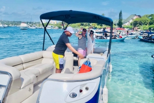 San Andres: Private Boat Trip with Aquarium and Beach Stops