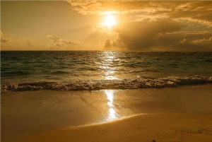 San Andres: Sunrise Tour, Aquarium, and Haynes Cay