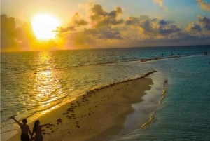 San Andres: Sunrise Tour, Aquarium, and Haynes Cay