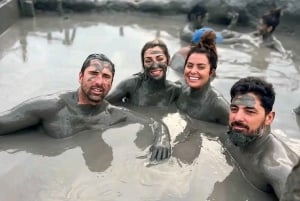 Cartagena, Colombia: Bathe in the mud volcano+beach+Lunch