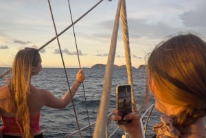 Santa Marta Bay: Sunset on a sail boat