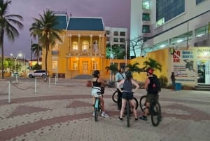 サンタマルタ：現地ガイド付き歴史地区自転車ツアー