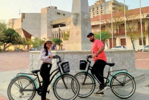 Santa Marta: City tour de bicicleta com guia local pelo centro histórico