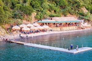 Santa Marta: Calderon Beach Club Tageskarte mit Mittagessen und Transfer