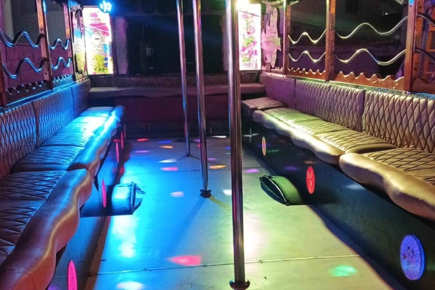 Santa Marta Chiva Rumbera VIP + Cerveja