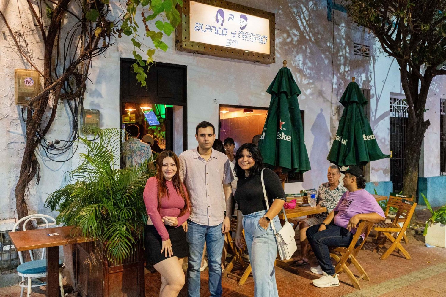 Santa Marta, Colombia: Friday & Saturday Night Bar Crawl