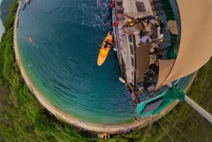 Santa Marta: Sailboat day tour to Tayrona Park