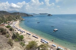 SANTA MARTA: Tour con ingresso all'Acquario e trasferimento a Playa Blanca!